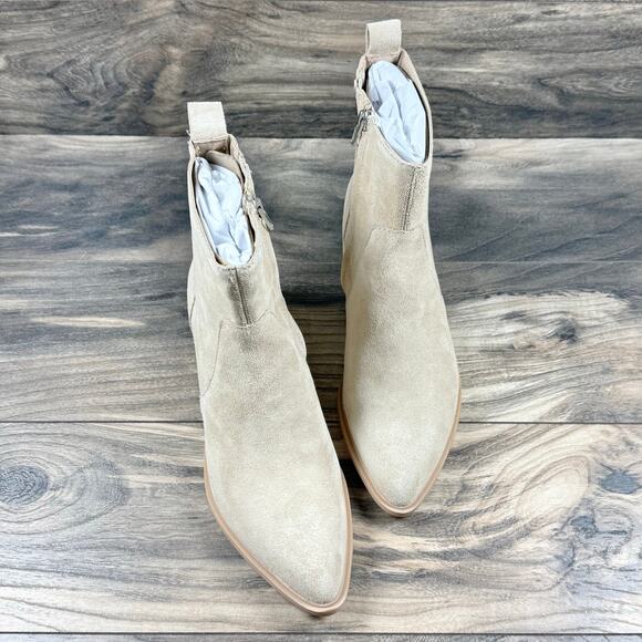NIB Dolce Vita Bryson Lt Taupe Suede Booties 9M - Picture 3 of 9